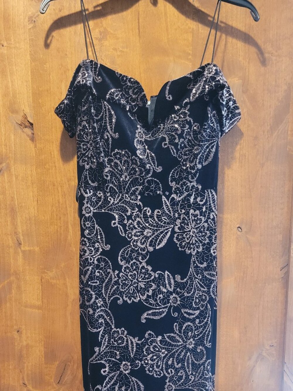 PremierAmore Velour Crystal Design Dress